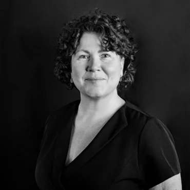 Leeanne Cooper 